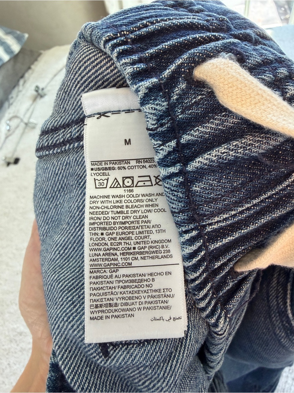 Gap Mid Rise Pull-On Barrel Jeans Medium Wash Medium - Picture 11 of 13